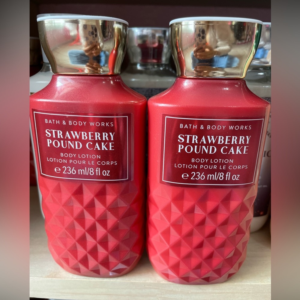Strawberry pound cake